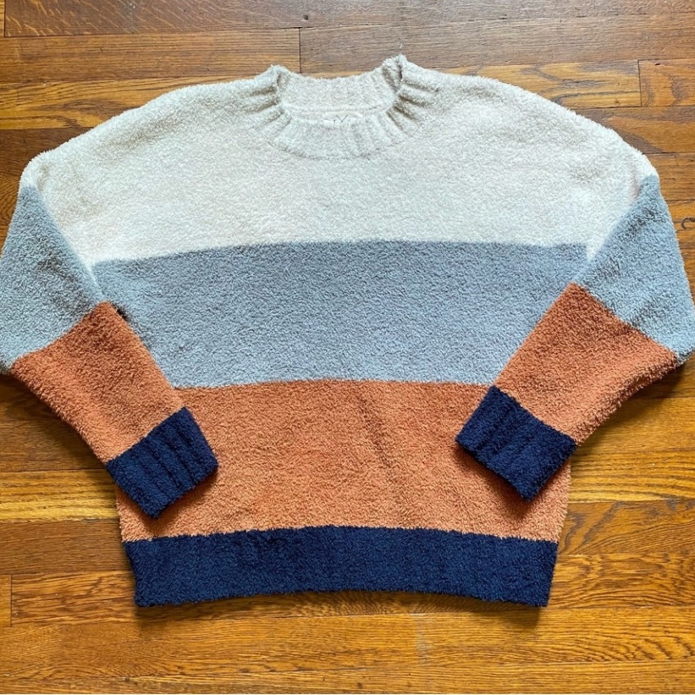 ⭐️T x S Chenille color block crew neck sweater size medium